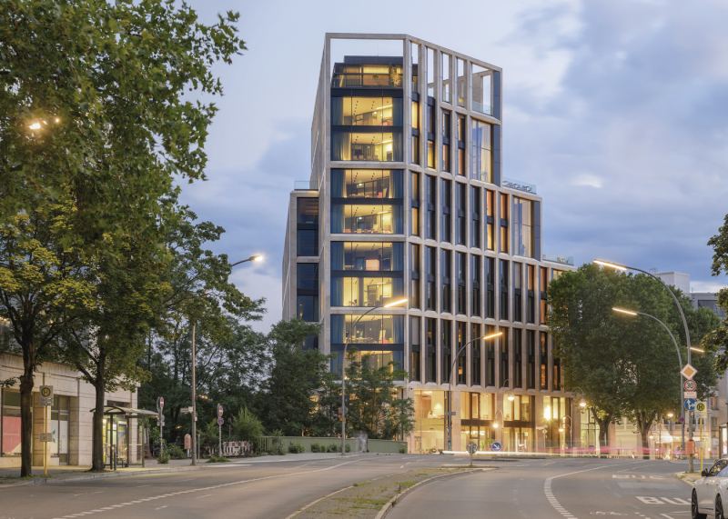 Завершено новое офисное здание B-One в Берлине, Германия