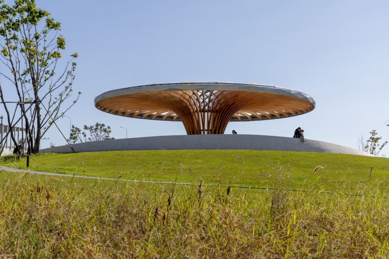 Центральный парк Цзинъюэ в городе Чанчунь, Китай