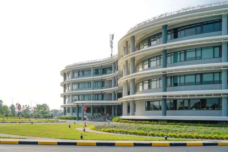 Научная деревня Infinity Village в городе Ханой, Вьетнам