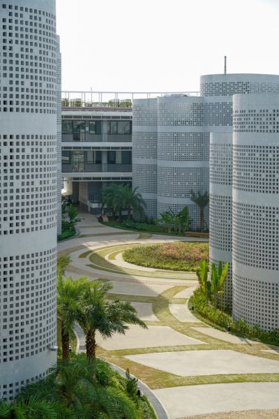 Научная деревня Infinity Village в городе Ханой, Вьетнам