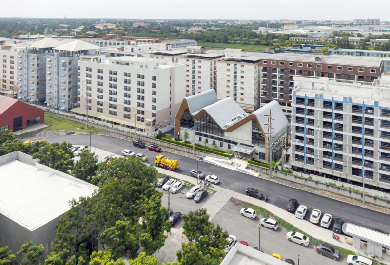 Новый общественный центр HEYDAY в городе Бангкок, Таиланд