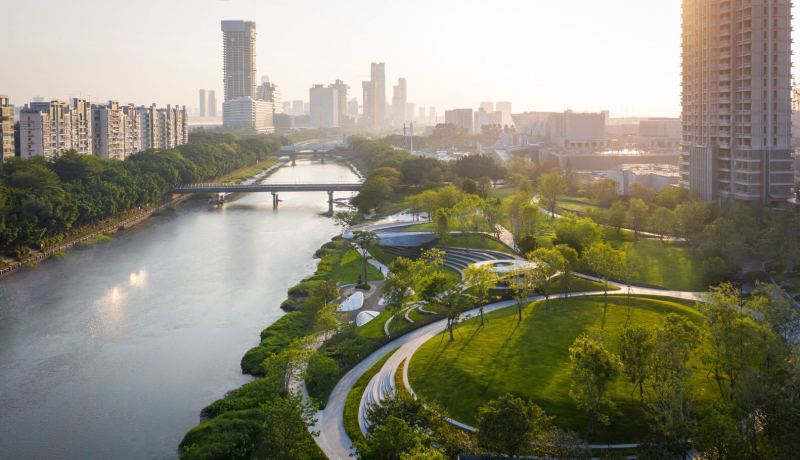 Парк Южной набережной Пачжоу в городе Гуанчжоу, Китай