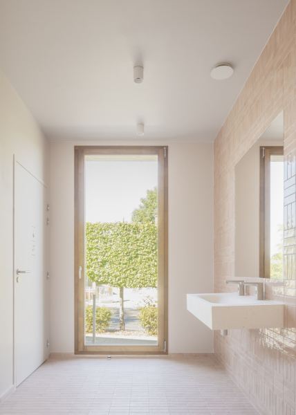 Школа дизайна iXcampus в городе Сен-Жермен-ан-Ле, Франция