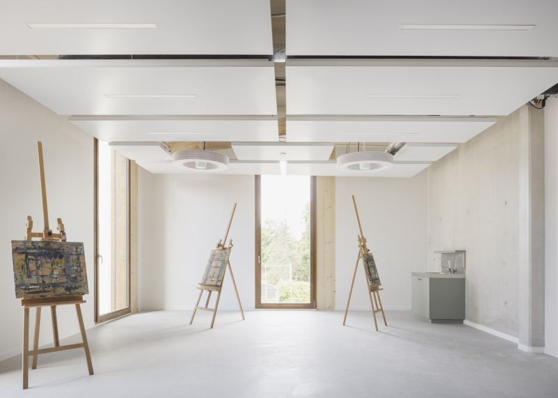 Школа дизайна iXcampus в городе Сен-Жермен-ан-Ле, Франция