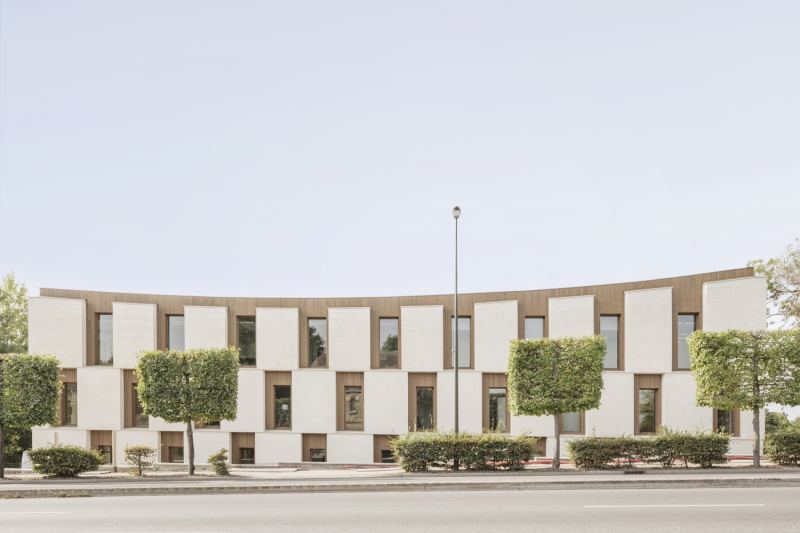 Школа дизайна iXcampus в городе Сен-Жермен-ан-Ле, Франция