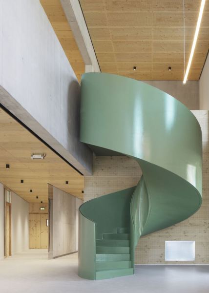 Школа дизайна iXcampus в городе Сен-Жермен-ан-Ле, Франция