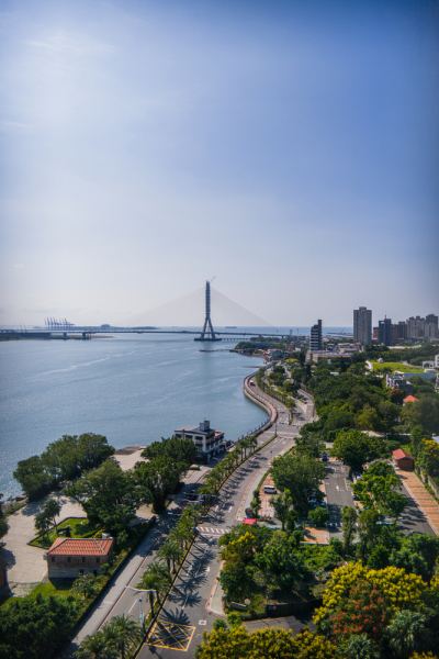 Строительство моста Даньцзян близко к завершению в Тайбэе