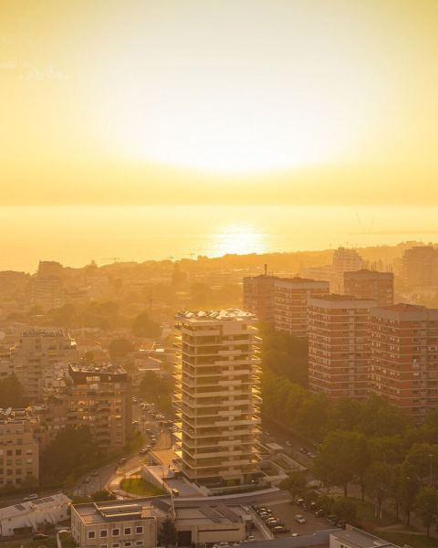 Завершено строительство башни Мирамар в городе Порту, Португалия
