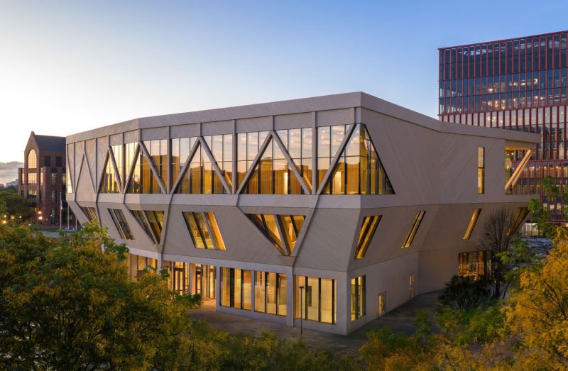 Завершён Дом на дереве Дэвида Рубенштейна в Бостоне, США