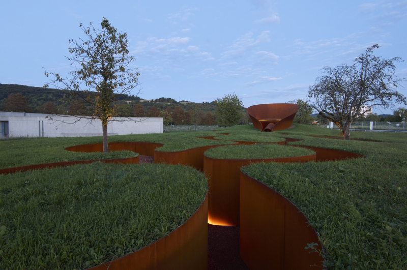 Ретрит Доши в кампусе Vitra в городе Вайль-на-Рейне, Германия