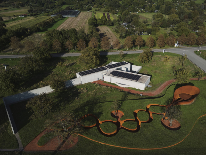 Ретрит Доши в кампусе Vitra в городе Вайль-на-Рейне, Германия