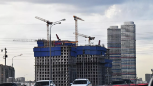 Файзуллин: Минстрой не устраивают объёмы продаж новостроек в начале 2026 года