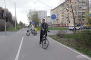 Кручу куда хочу. Корреспондент тестирует велодорожки в Москве | Аргументы и Факты