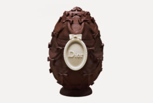 Dior показал пасхальное яйцо из шоколада