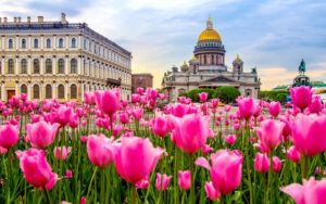 Эксперты назвали популярные города России для отдыха на майские праздники