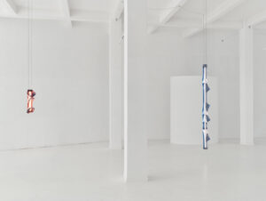 В галерее Objects with Narratives открылась выставка Лауридса Галле